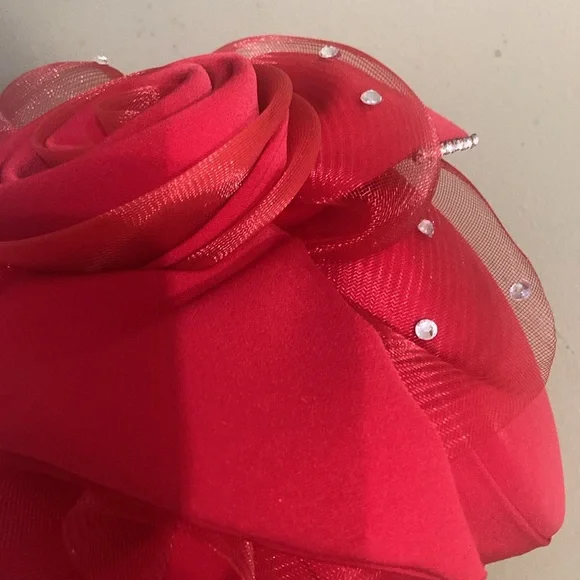 Pretty RED Church/Dress/Kentucky Derby Hat by Perche display picture 2